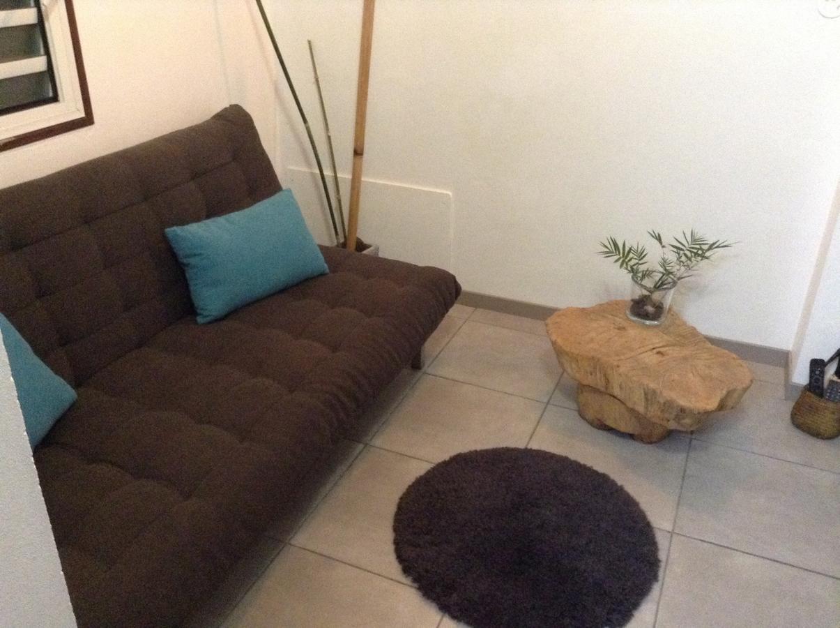 Le Begonia Apartment Ravine Seche Екстериор снимка
